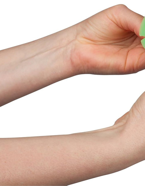 Load image into Gallery viewer, the Nest – Tangle-Free Earphone / Earbud Case, Durable and Compact Storage System, Green (4100900)
