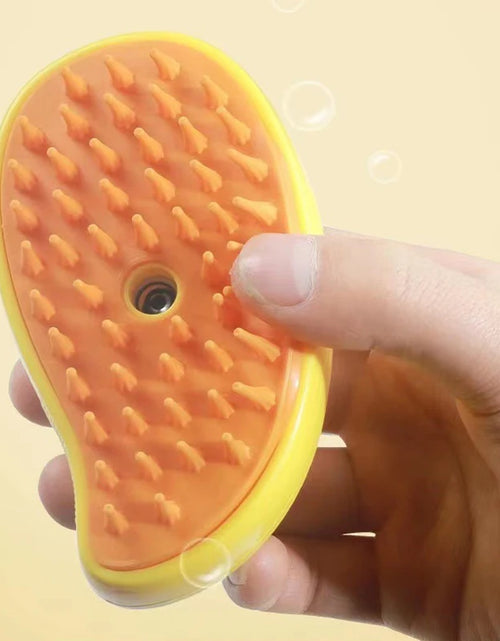 Load image into Gallery viewer, Pet Spray Massage Comb Cat and Dog One-Click Spray Anti-Skies Comb Bath Brush Remove Floating Hair Pet Comb
